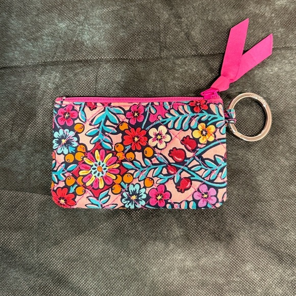 🔥Vera Bradley Floral Keychain Wallet with ID Window🔥 - Picture 3 of 6
